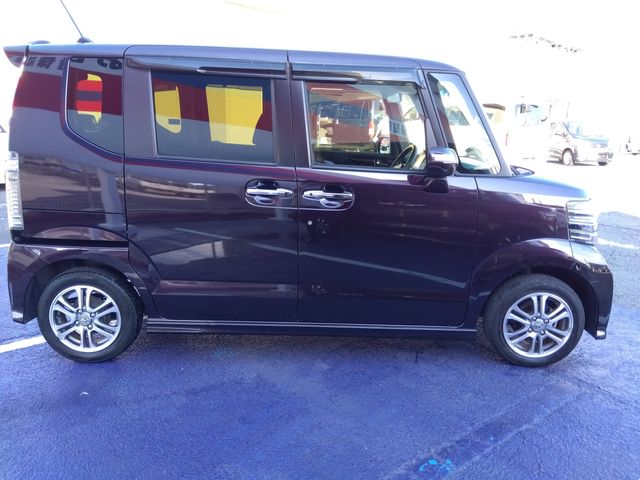 HONDA N BOX CUSTOM 2017