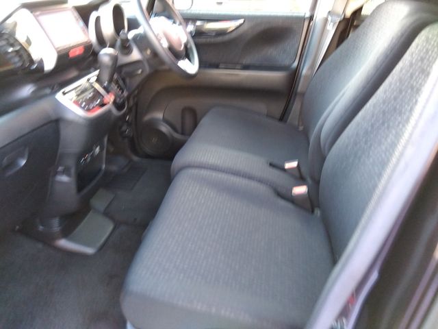 HONDA N BOX CUSTOM 2017