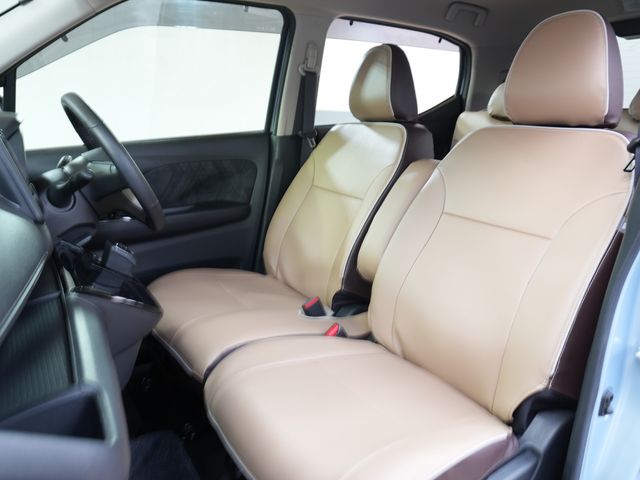 MITSUBISHI ek X EV 2023