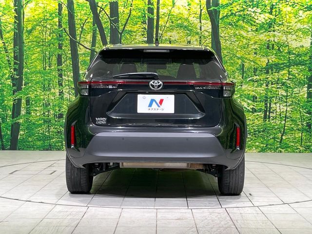 TOYOTA YARIS CROSS 2024