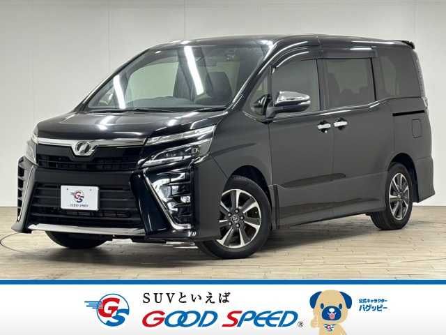 TOYOTA VOXY 2018