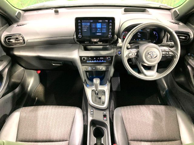 TOYOTA YARIS CROSS 2023