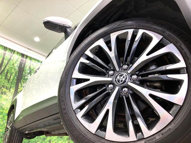 TOYOTA YARIS CROSS 2023