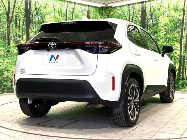 TOYOTA YARIS CROSS 2023