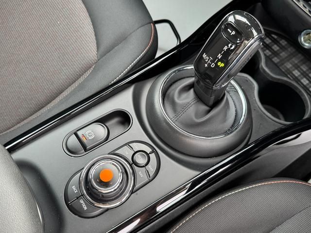 BMW MINI COOPER D CLUBMAN 2020