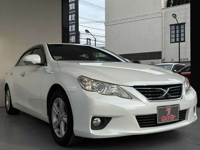 TOYOTA MARK X 2010