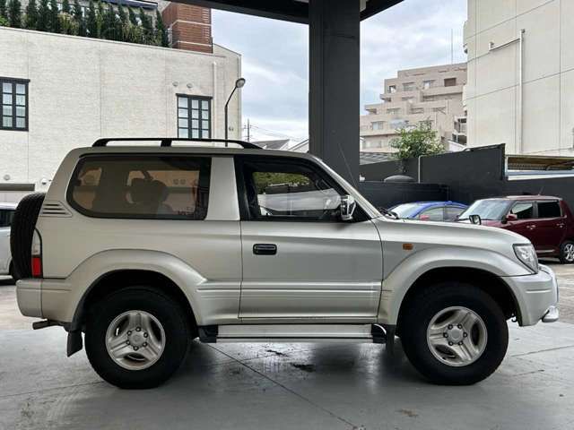 TOYOTA LANDCRUISER PRADO 2000