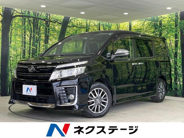 TOYOTA VOXY 2015