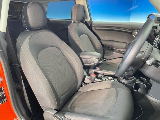 BMW MINI COOPER D 2020