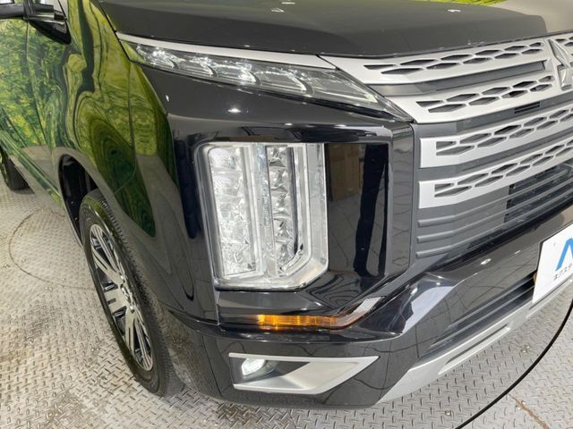 MITSUBISHI DELICA D:5 4WD 2024