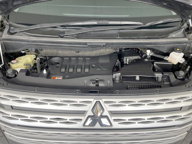 MITSUBISHI DELICA D:5 4WD 2024