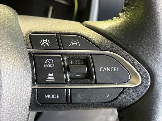 TOYOTA NOAH HYBRID 2022