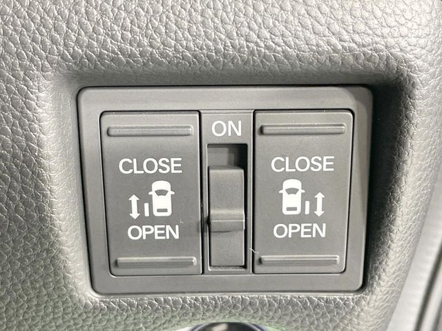 HONDA N BOX CUSTOM 4WD 2019