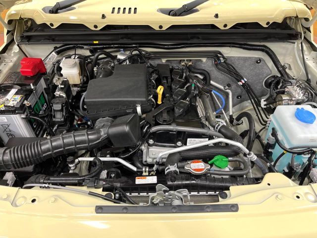 SUZUKI JIMNY NOMADE 2025