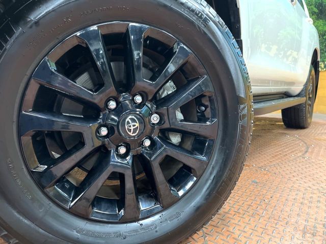 TOYOTA LANDCRUISER PRADO 2022