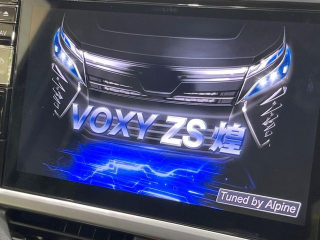 TOYOTA VOXY 2019