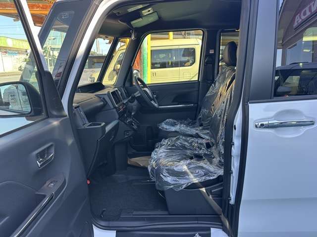 DAIHATSU TANTO CUSTOM 2023