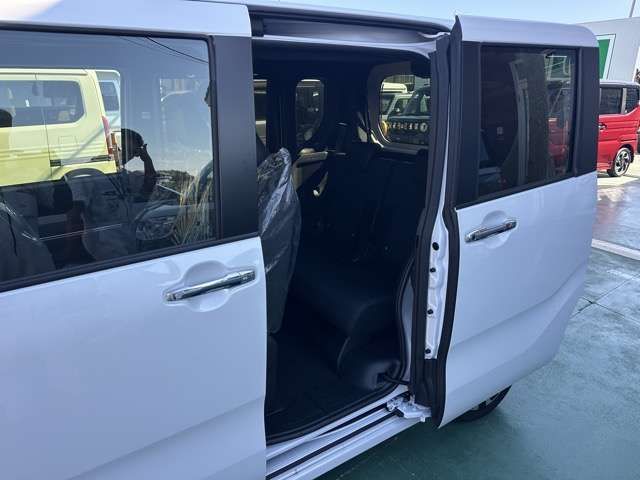 DAIHATSU TANTO CUSTOM 2023