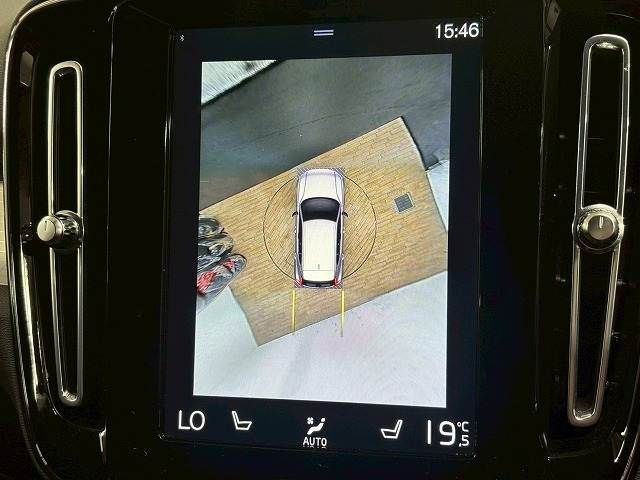 VOLVO VOLVO XC40 2020