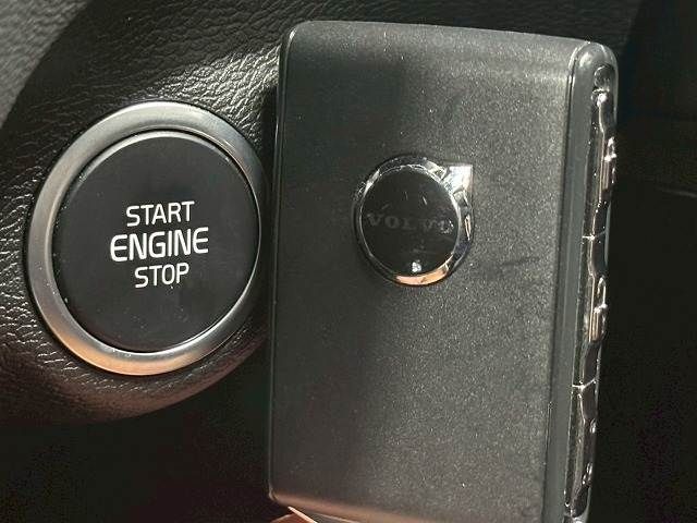 VOLVO VOLVO XC40 2020