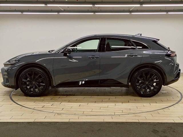 TOYOTA CROWN SPORT 2024