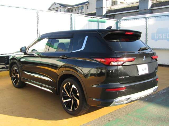 MITSUBISHI OUTLANDER PHEV 2021