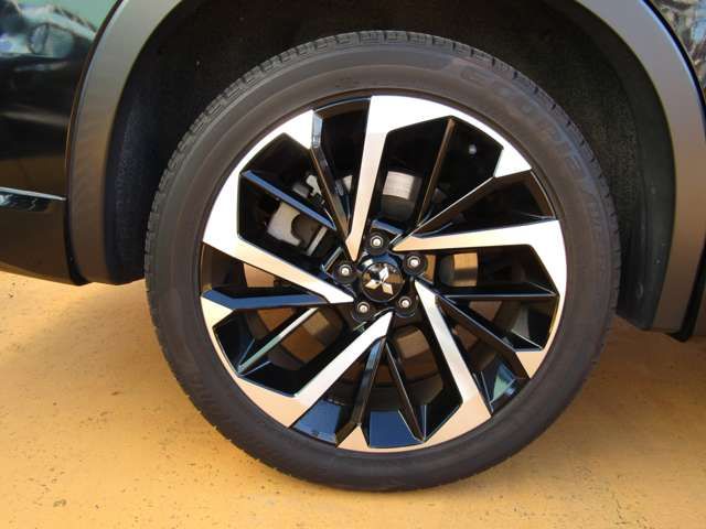 MITSUBISHI OUTLANDER PHEV 2021