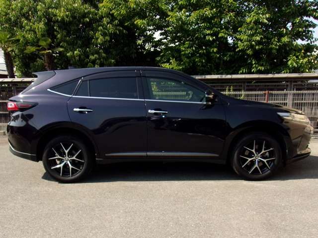 TOYOTA HARRIER 2WD 2019