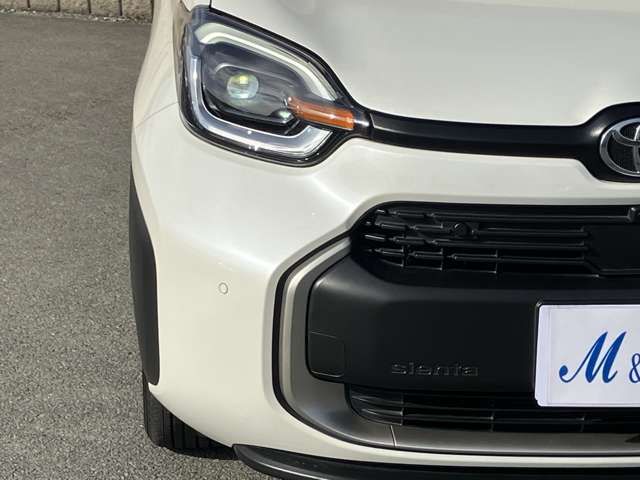 TOYOTA SIENTA HYBRID 2022