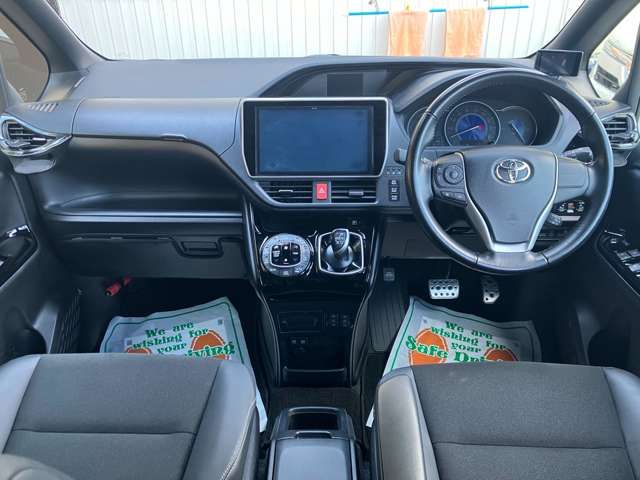 TOYOTA NOAH HYBRID 2019