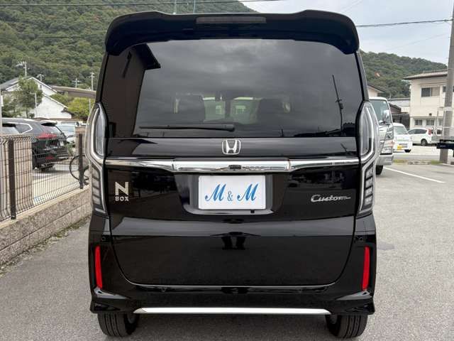HONDA N BOX CUSTOM 2023