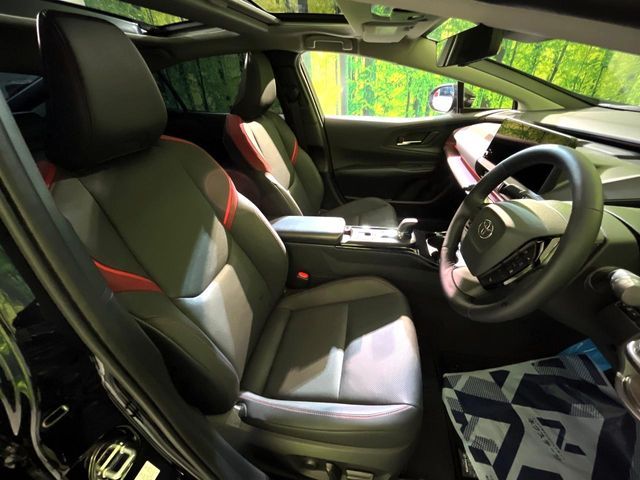 TOYOTA PRIUS 4WD 2024