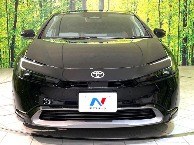 TOYOTA PRIUS 4WD 2024