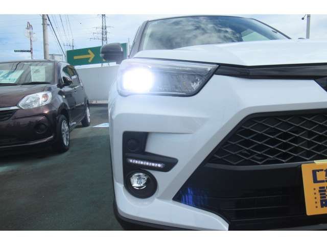 TOYOTA RAIZE HYBRID 2021