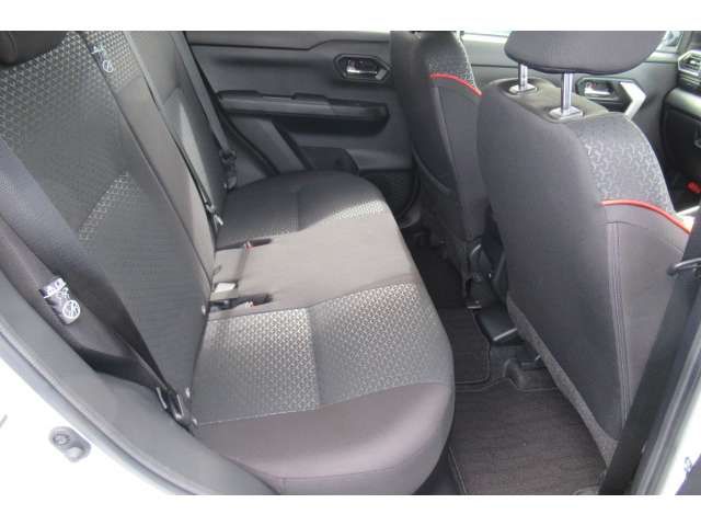 TOYOTA RAIZE HYBRID 2021