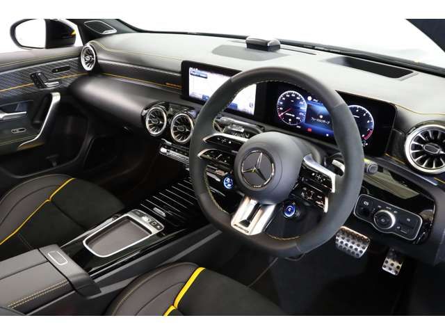 MERCEDES BENZ MERCEDES AMG A class 2024