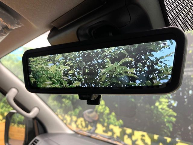 TOYOTA HIACE van 2WD 2025