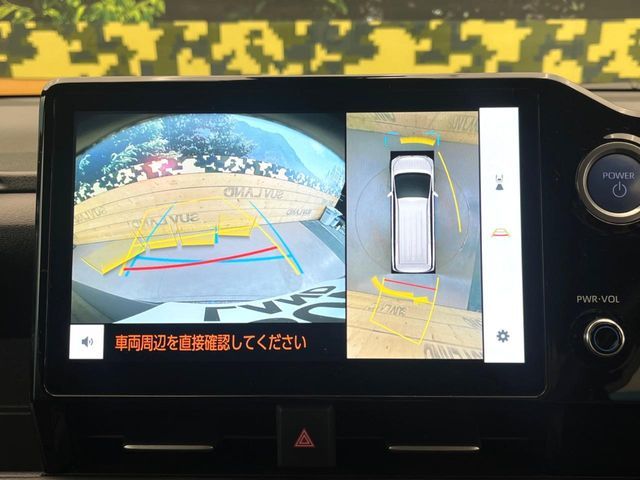 TOYOTA VOXY HYBRID 2022