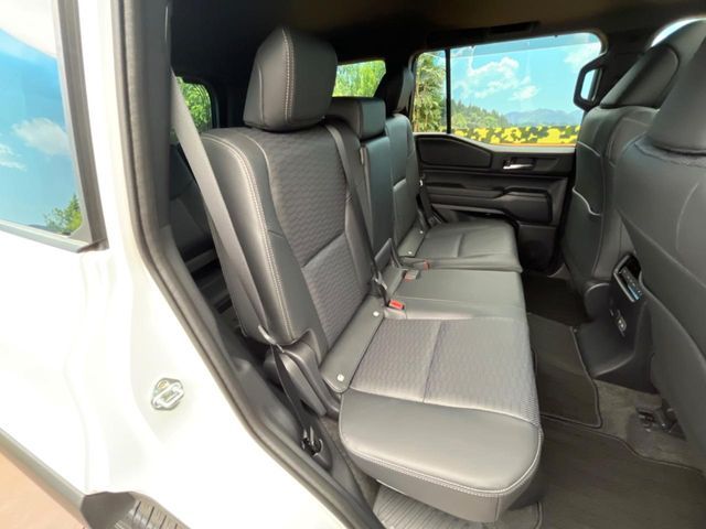 TOYOTA LANDCRUISER 250 2024