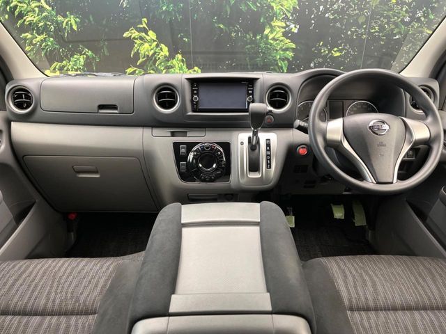 NISSAN NV350 CARAVAN 2018