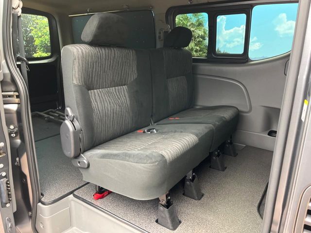 NISSAN NV350 CARAVAN 2018