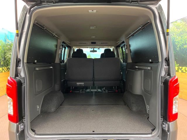 NISSAN NV350 CARAVAN 2018