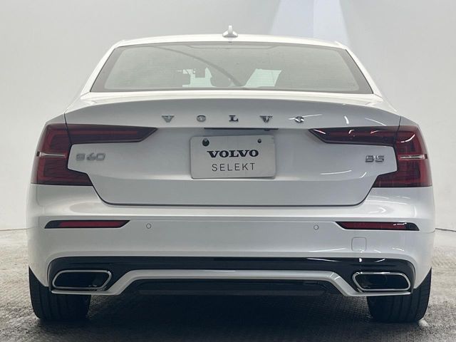 VOLVO VOLVO S60 2022