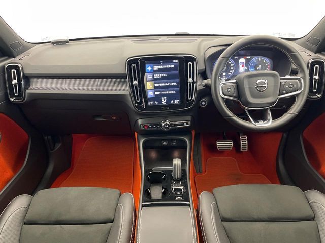 VOLVO VOLVO XC40 2018