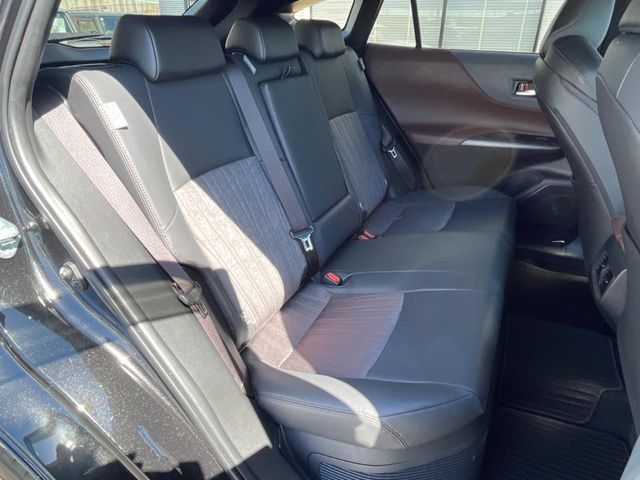 TOYOTA HARRIER HYBRID 2023