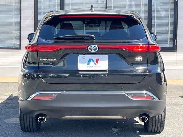 TOYOTA HARRIER HYBRID 2023