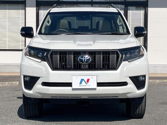 TOYOTA LANDCRUISER PRADO 2023