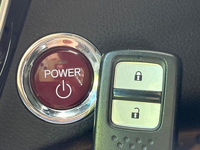 HONDA VEZEL HYBRID 2016