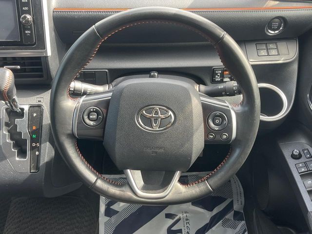 TOYOTA SIENTA 2018