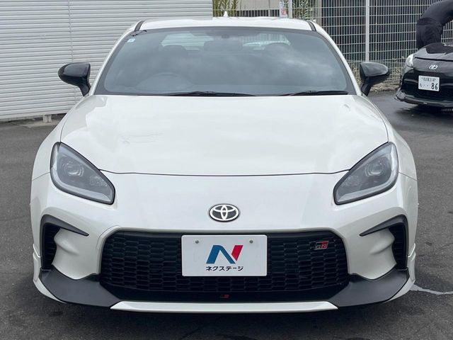 TOYOTA GR86 2023